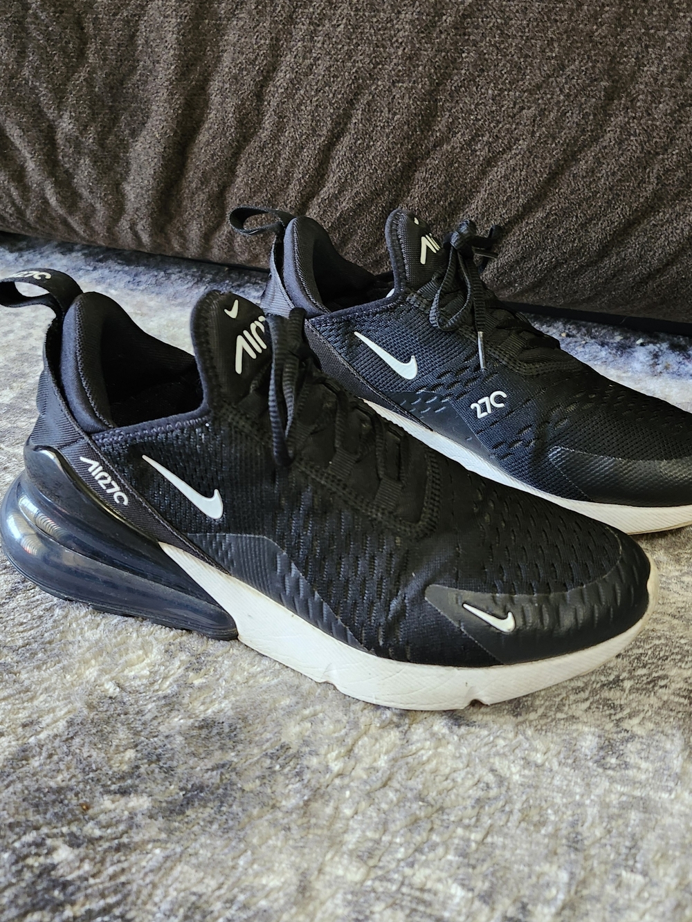 Nike Air Max 270 Womens Black/White Running Shoes